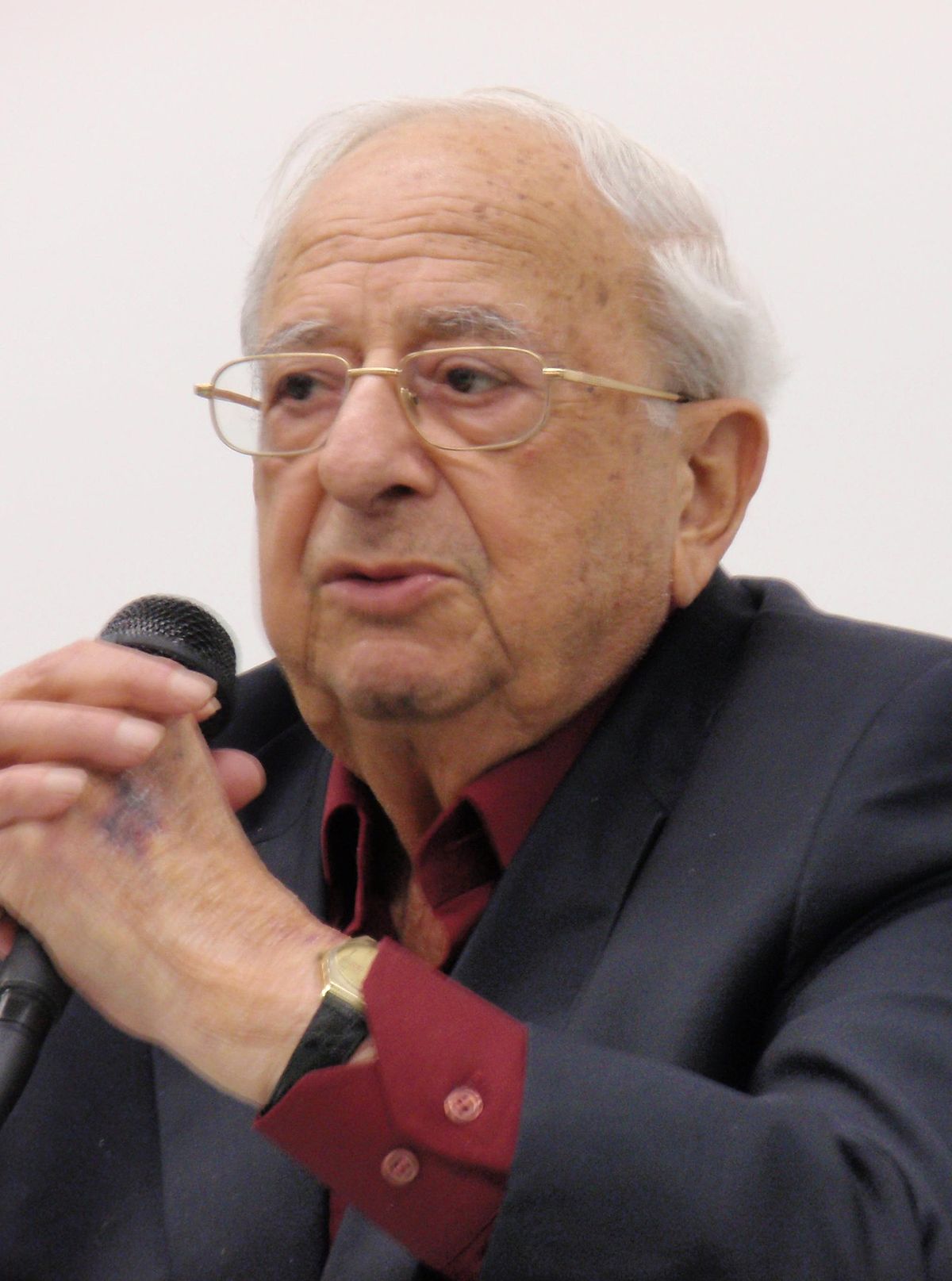 Yitzhak Navon