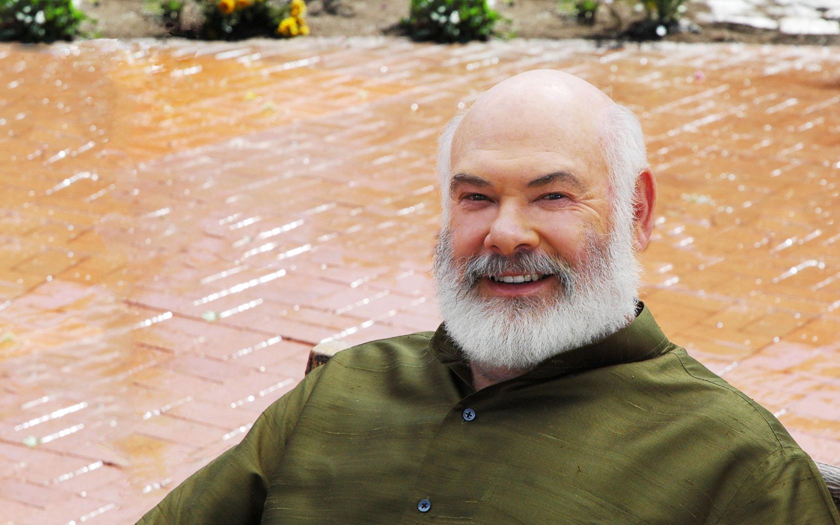 Andrew Weil