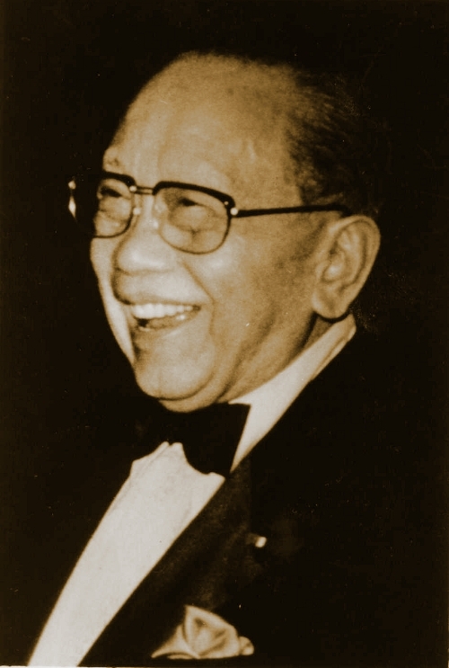 Carlos Pena Romulo