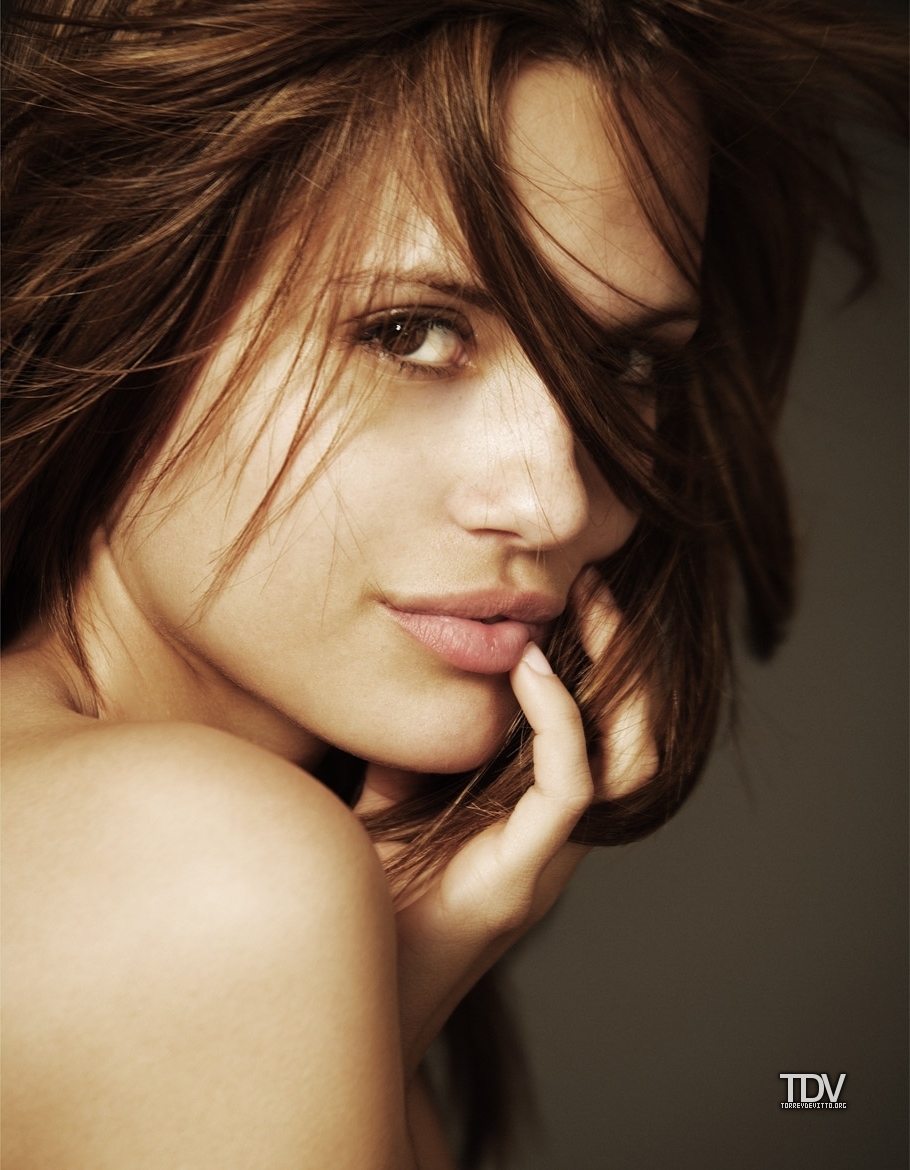 Torrey DeVitto