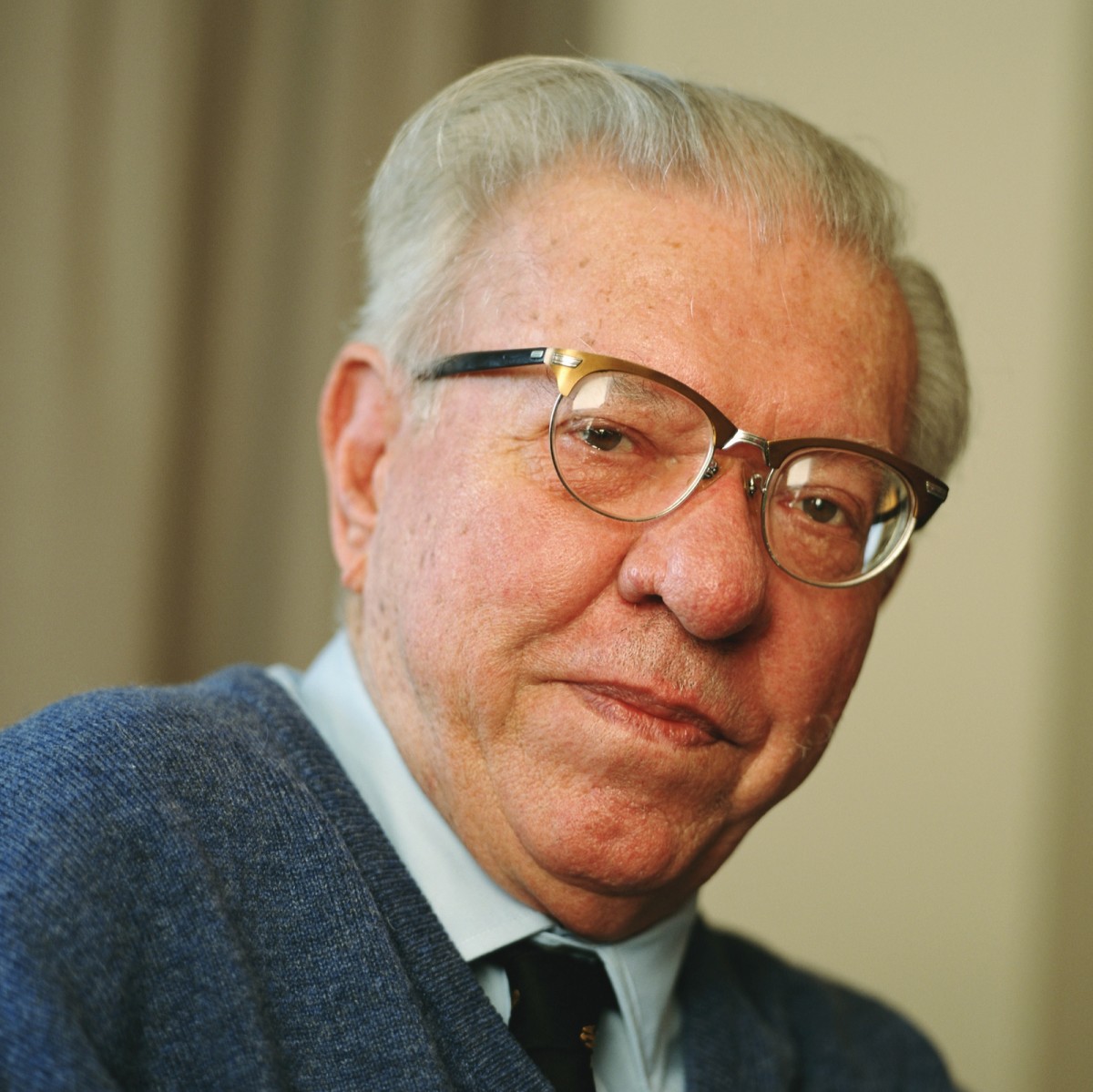 Fred Hoyle