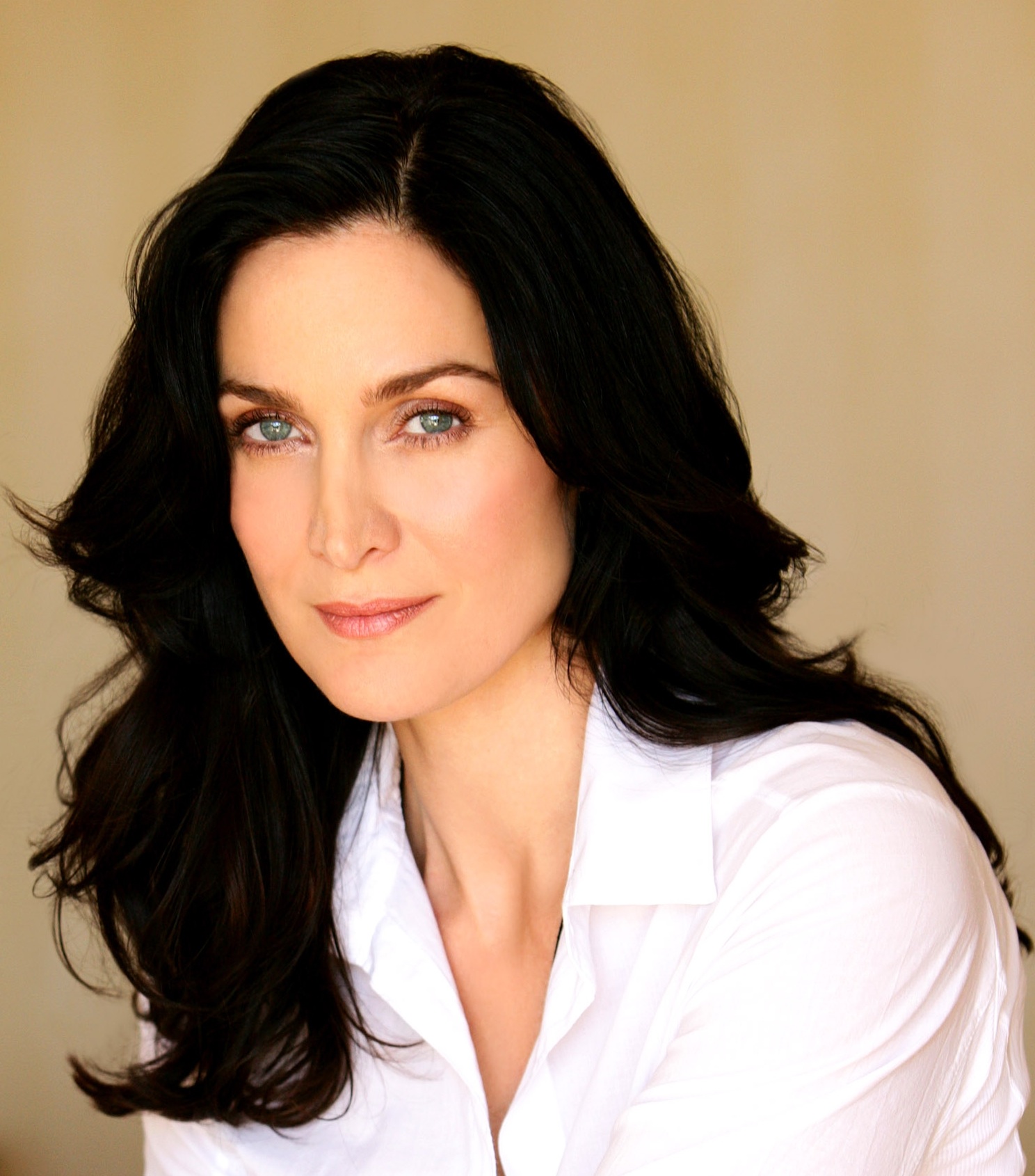 Carrie-Anne Moss