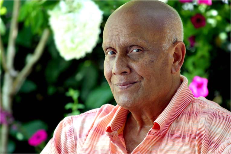 Sri Chinmoy