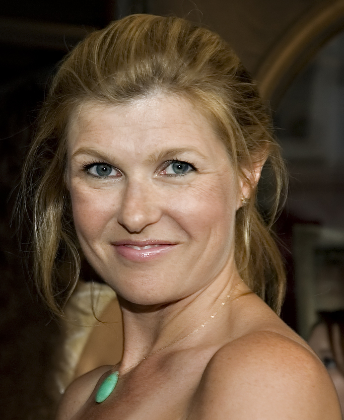 Connie Britton