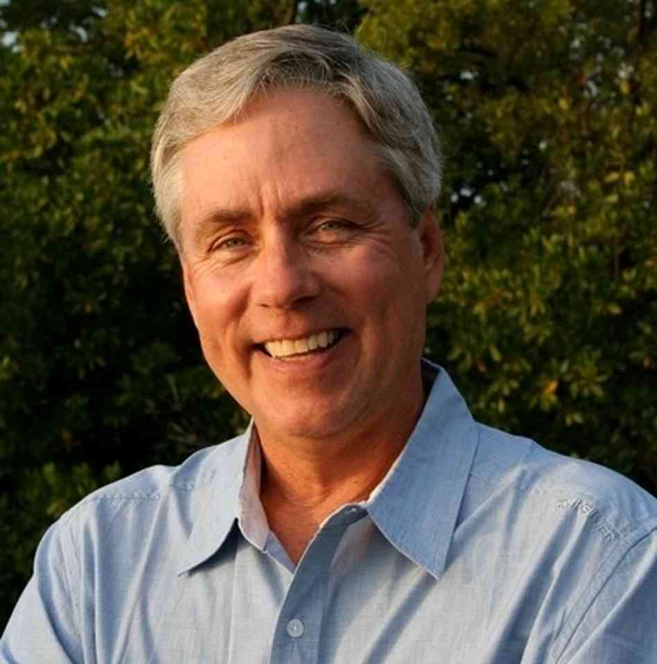 Carl Hiaasen