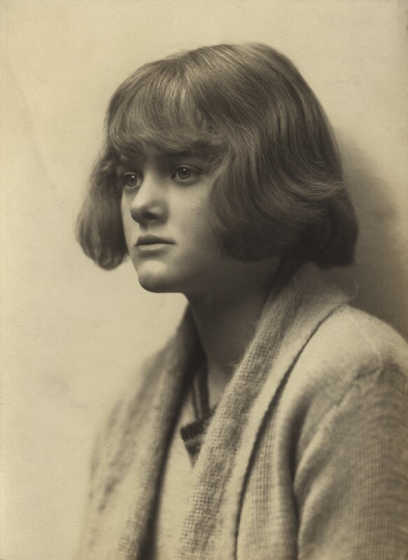 Daphne du Maurier