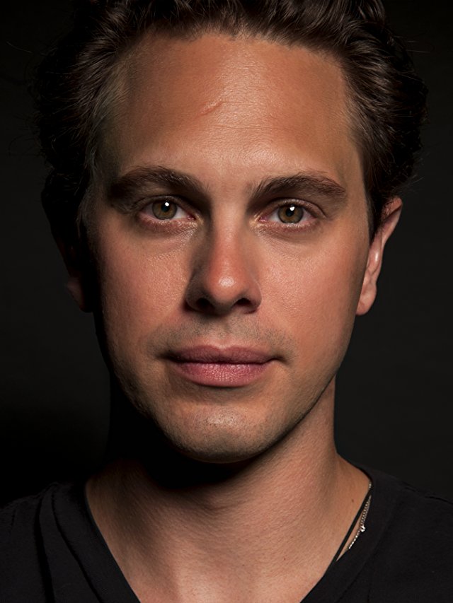 Thomas Sadoski