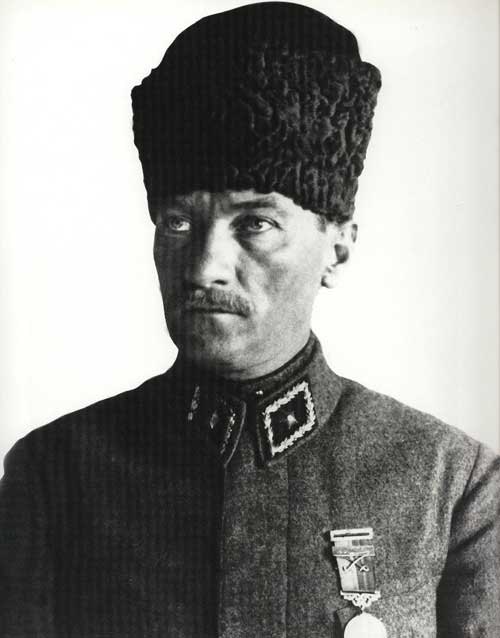 Mustafa Kemal AtatÃ¼rk